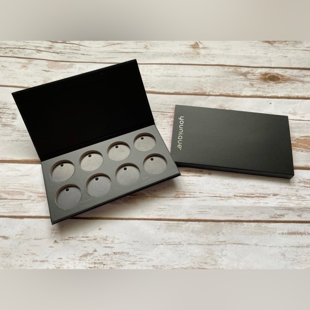 Eyeshadow Palette